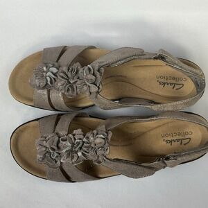 Clarks Merliah Sheryl Women's Flower Applique Comfort Sandals Taupe Metallic 10M